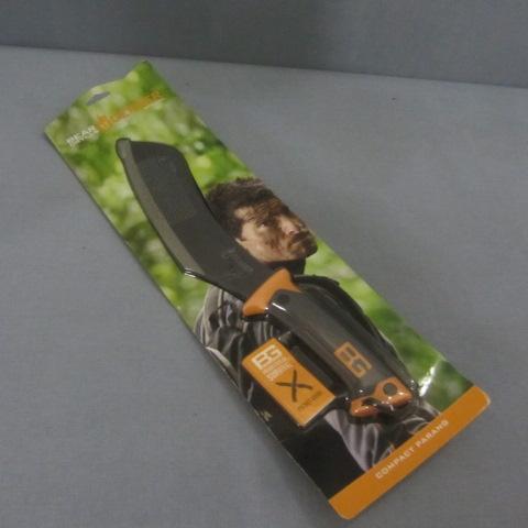 lot 216 image: Gerber Mini Machete
