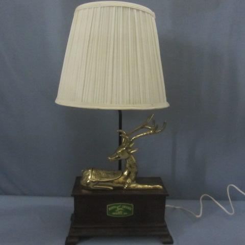 lot 221 image: John Deere Lamp