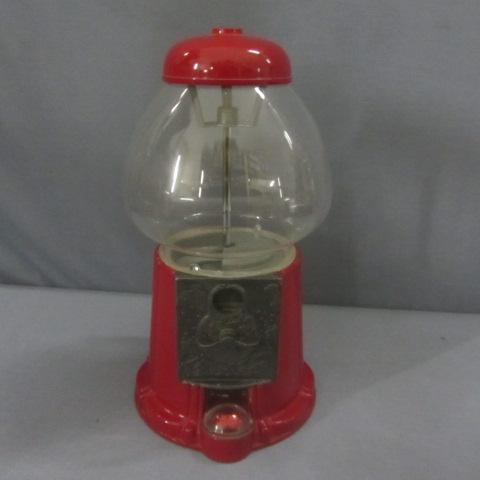 lot 227 image: Gumball Machine