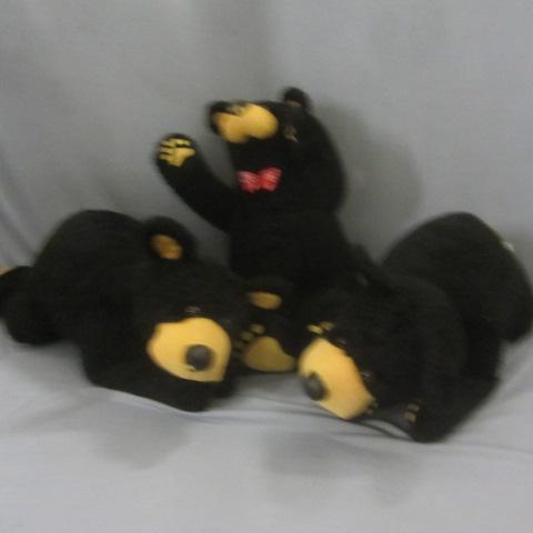 lot 228 image: Bearfoots Bears