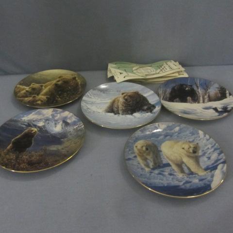 lot 245 image: Bear Collector Plates