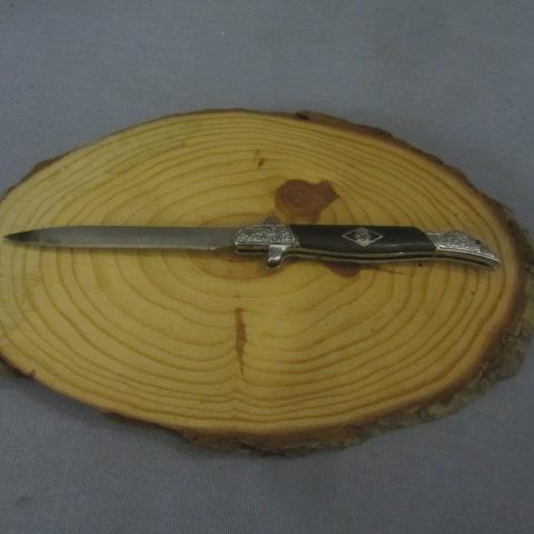 lot 264 image: German Stiletto Knife