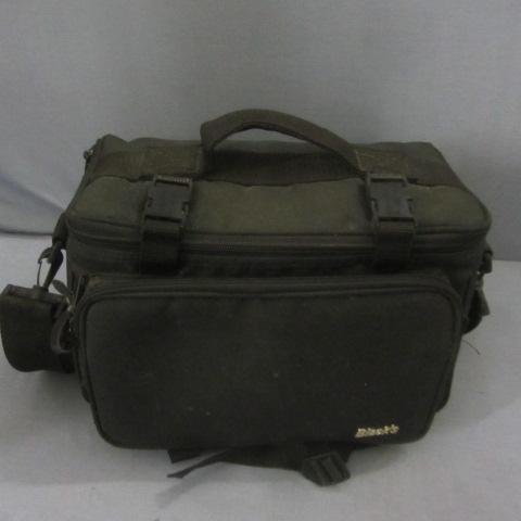 lot 268 image: Minolta 35mm Camera