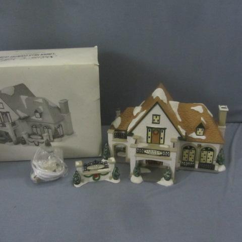 lot 303 image: Dept 56 Country Club