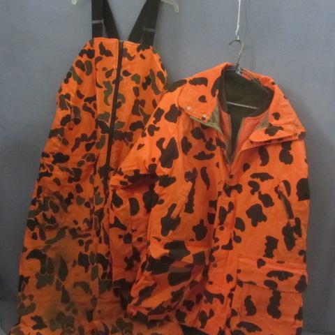 lot 33 image: Orange Camo Jacket & Bibs