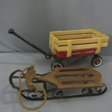 lot 338 image: Radio Flyer Wagon, Sled