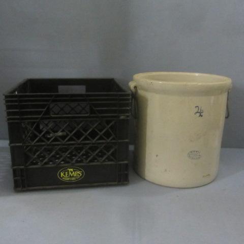 lot 52 image: Red Wing Crock, Milk Crate