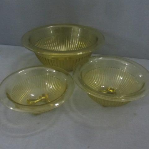 lot 66 image: Yellow Depression Bowls