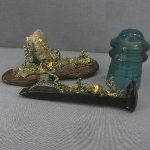 lot 94 image: RR Spike & Miners, Blue Insulator