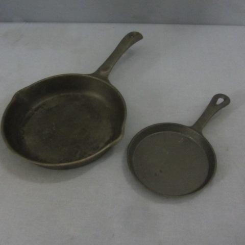 lot 97 image: Cast Iron Fry Pans