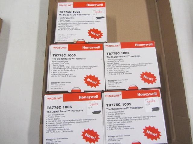 lot 144 image: Digital Thermostats