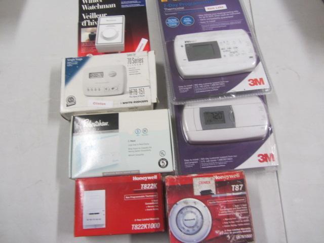 lot 243 image: Thermostats, Winter Watchman