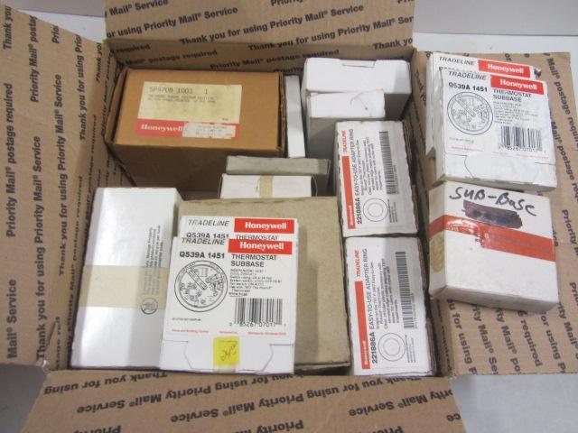 lot 276 image: Thermostats & Sub Bases