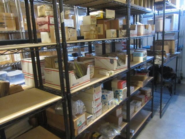 lot 3 image: Shelving Units