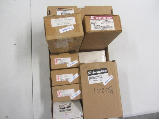 lot 318 image: Conversion Kit, Thermostat Boards