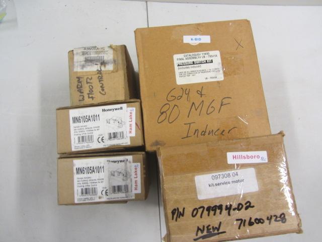 lot 321 image: Pressure Switch, Motor, Damper Actuators