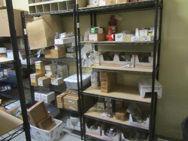 lot 4 image: Shelving Units