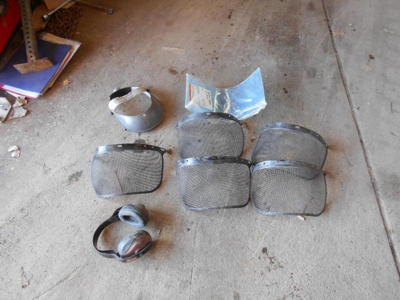 lot 7 image: Lot of metalworking and welding masks