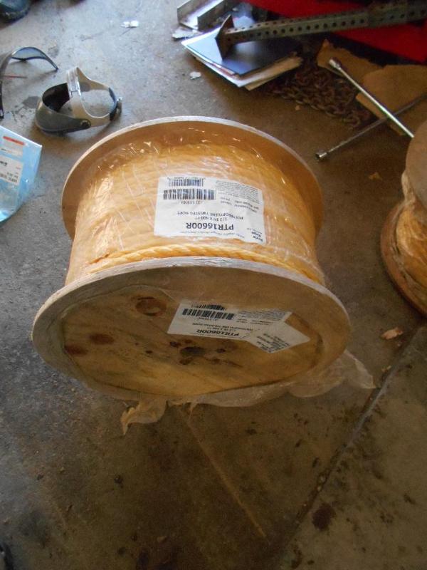 lot 8 image: 600 NEW Polypropylene Rope. 12 Thick.