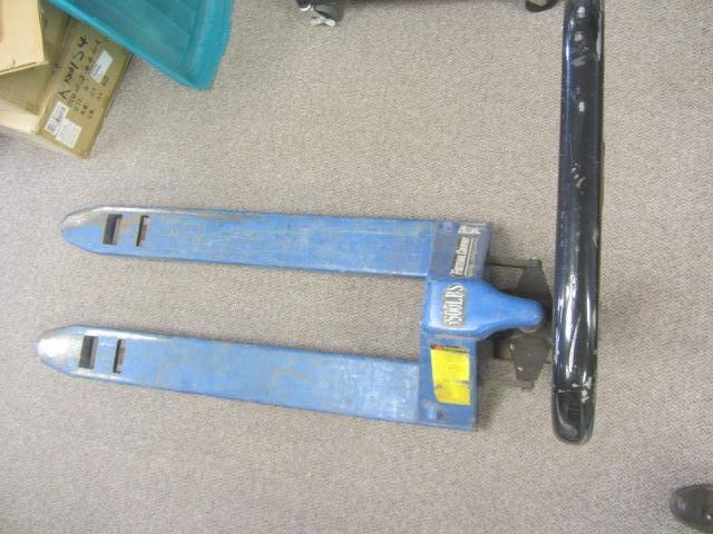 Pallet jack