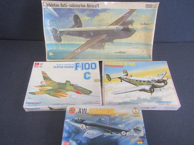 lot 145 image: Vintage Plastic Airplane Kits