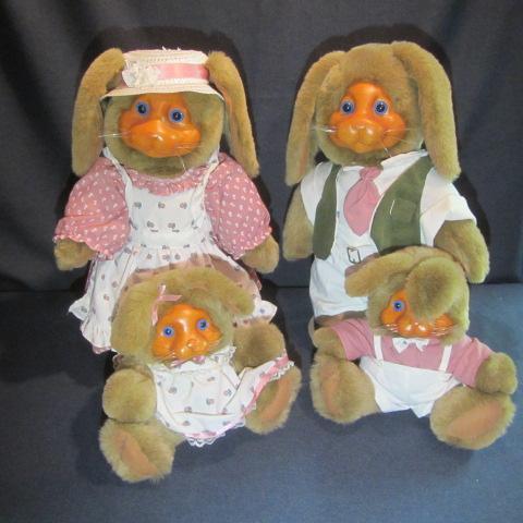 lot 73 image: Woody Rabbit Family