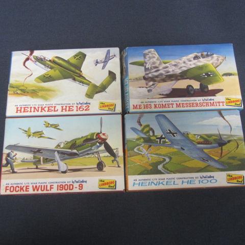 lot 85 image: Vintage Plastic Airplane Kits