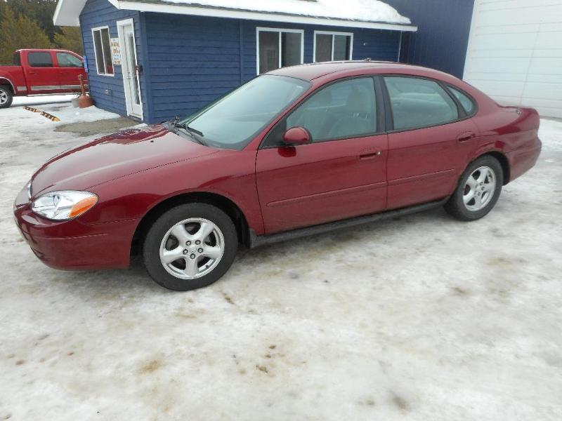 2003 Ford Taurus