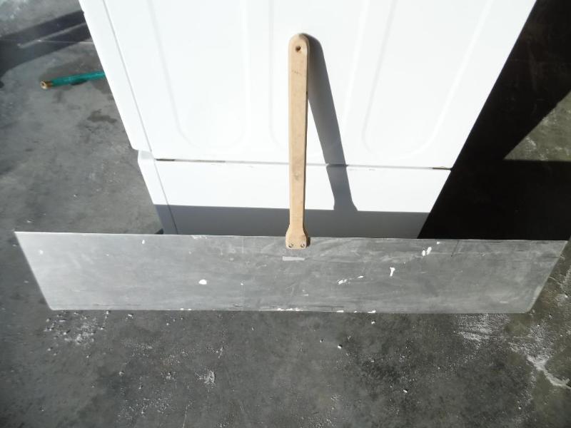 lot 22 image: Trowel