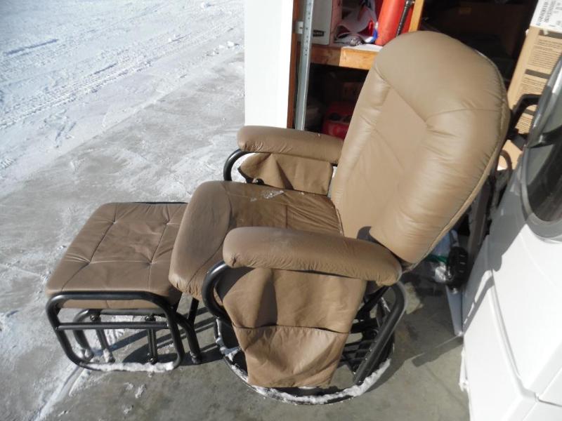 lot 23 image: Rocker and Footstool