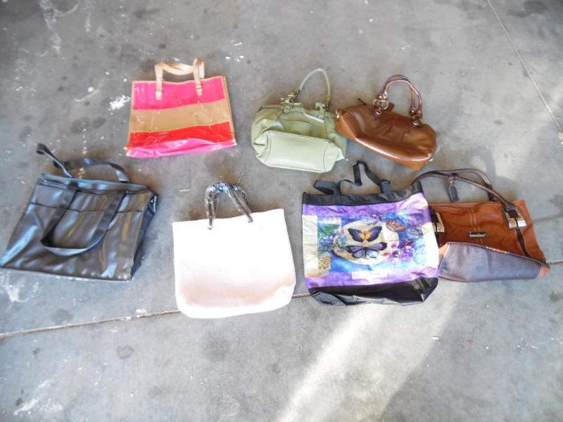 lot 25 image: Assorted Purses