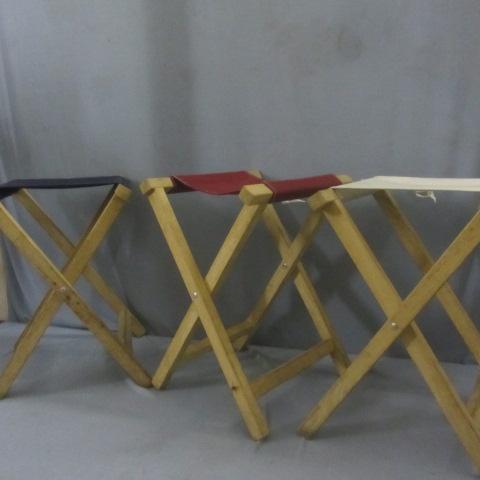 lot 133 image: Folding Camp Stools