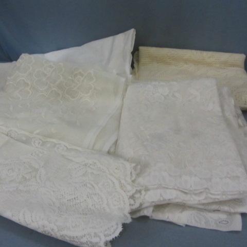 lot 35 image: Fancy Window & Table Linens