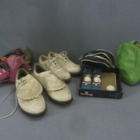 lot 42 image: Golf Shoes, Club Covers, Balls