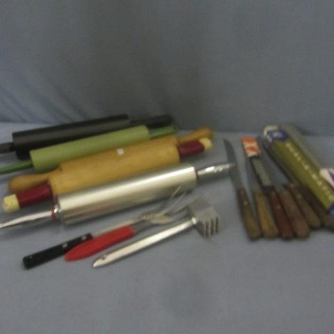 lot 46 image: Rolling Pins, Kitchen Knives