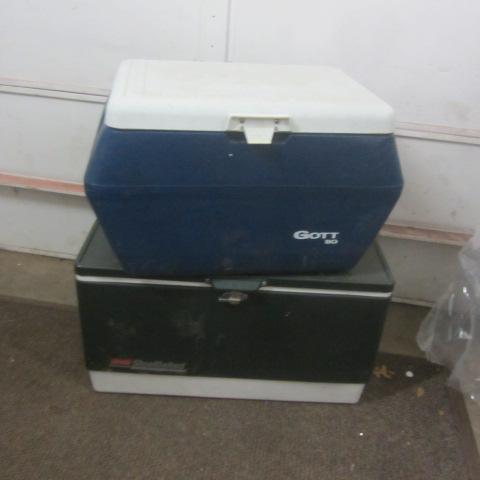 lot 58 image: Coleman & Gott Coolers