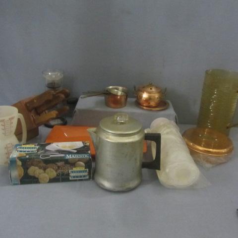 lot 74 image: Coffee Pot, Knives, Tupperware, Mixer
