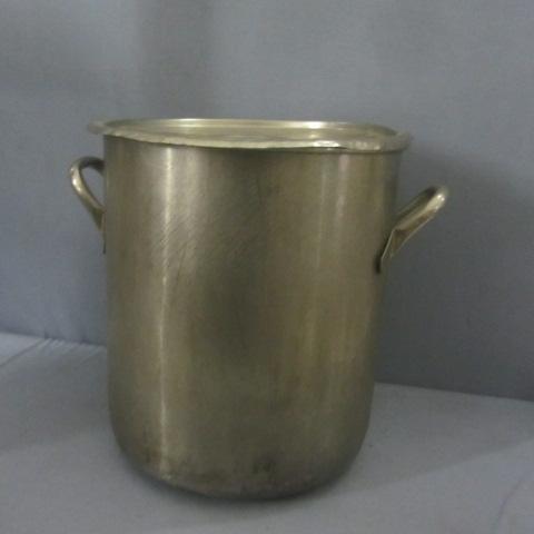 lot 76 image: Stainless Stock Kettle