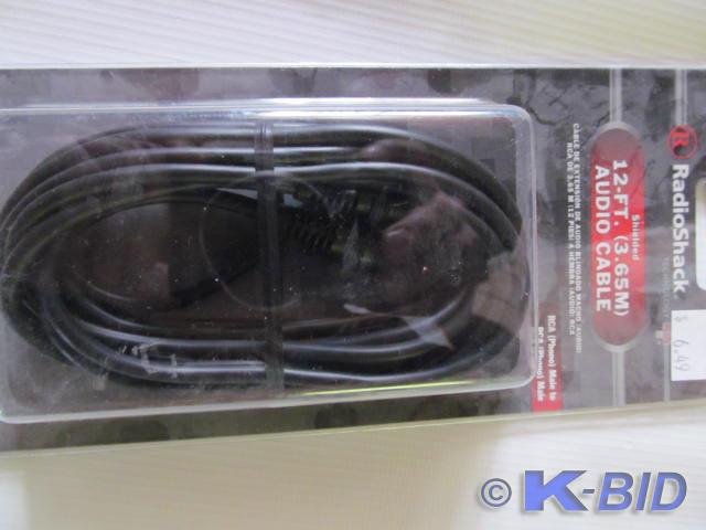 Brand new in box 12 foot audio cabl...