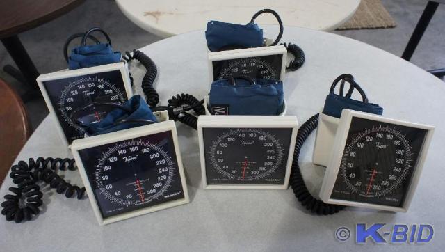 lot 19 image: Lot of (5) Tycos Welch Allyn Sphygm...