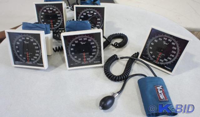 lot 21 image: Lot of (5) Tycos Welch Allyn Sphygm...