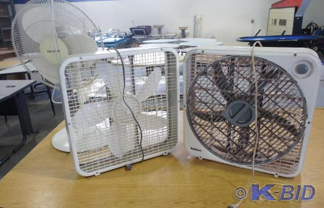 lot 78 image: Lot of (3) fans. Two box fans &...