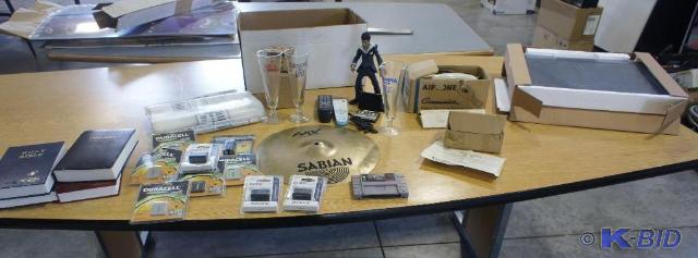 lot 90 image: Huge lot of miscellaneous items  Y...