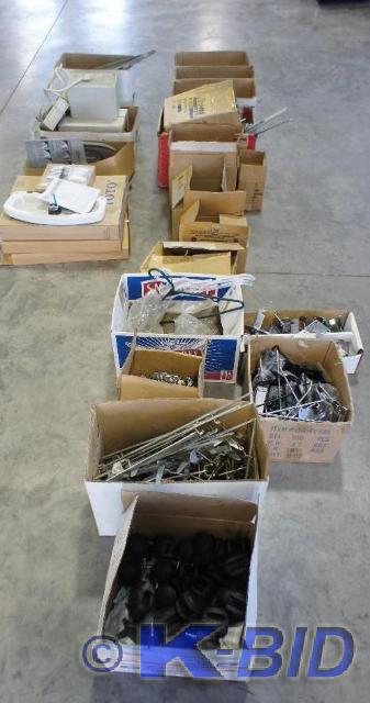 lot 92 image: Huge lot of Retail hooks, leg level...