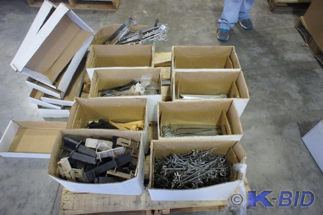 lot 93 image: Huge lot of retail fixture hooks  ...