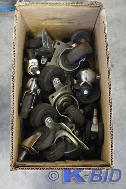 lot 94 image: Box of Casters wheels  various siz...
