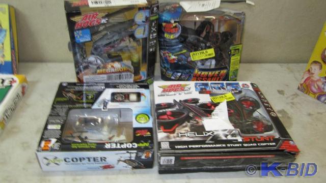 4 Air Hogs RC vehicles