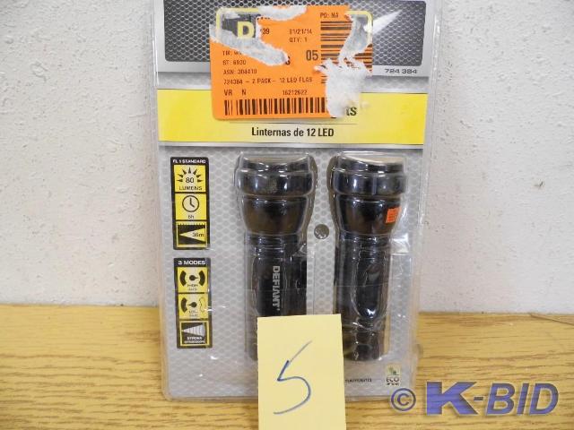 lot 5 image: Defiant 2 Pack LED Flashlights