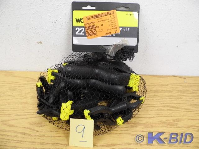 lot 9 image: Workforce 22 Piece Spring Clamps