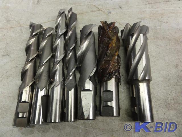 lot 113 image: (7) Assorted End Mills 78 1 1-1...